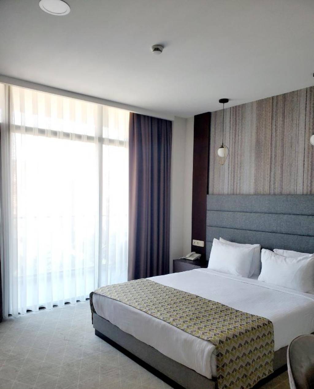 SALVADOR HOTEL BATUMI 4★