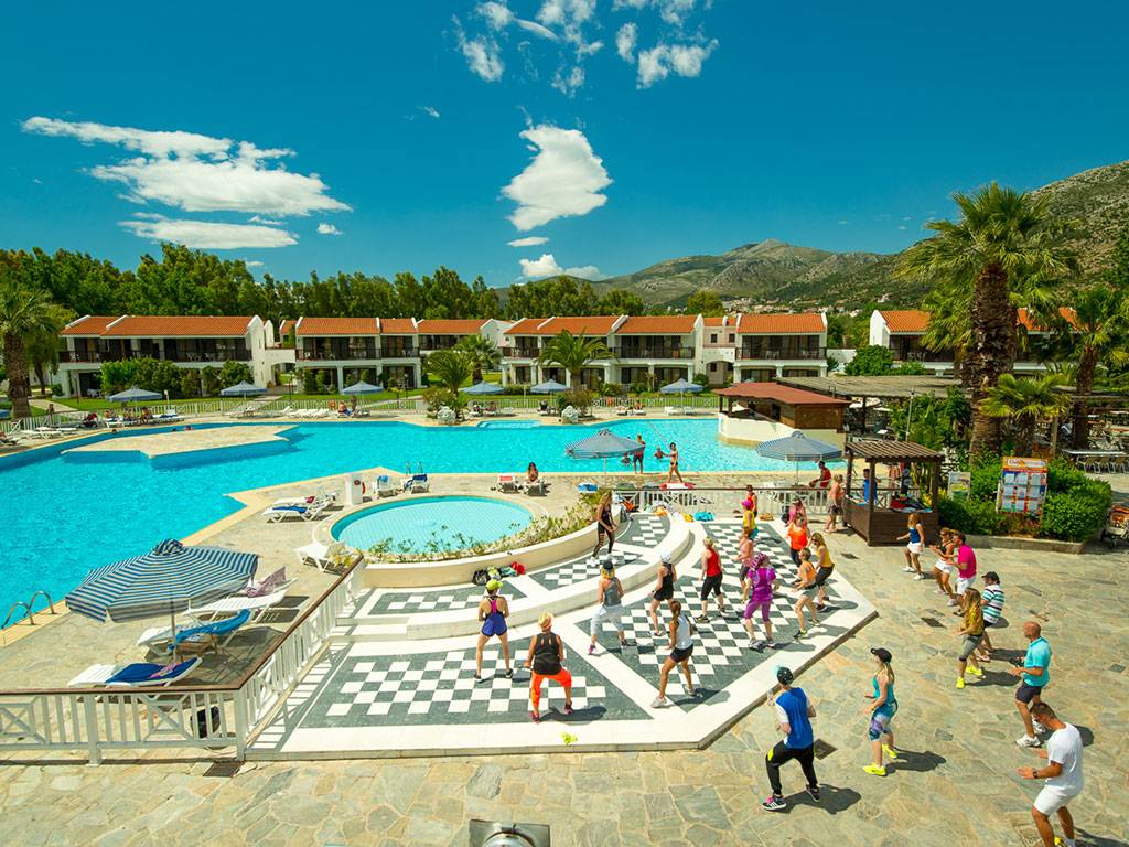 Golden Coast Hotel & Bungalows 4★