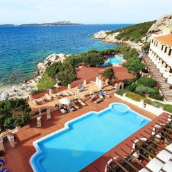 GRAND HOTEL SMERALDO BEACH (BAIA SARDINIA) 4 ★-_