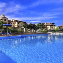 COLONNA BEACH HOTEL&RESIDENCE 4★