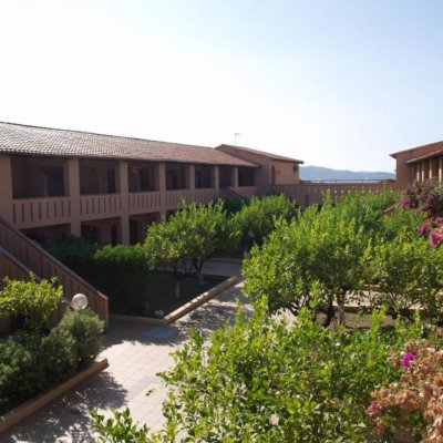 CLUB ESSE CALA BITTA 3 ★