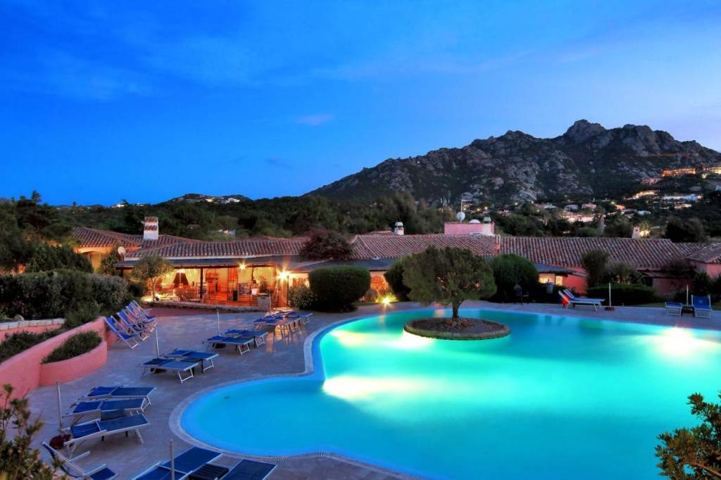 COLONNA COUNTRY&SPORTING CLUB (PORTO CERVO) 4 ★-_