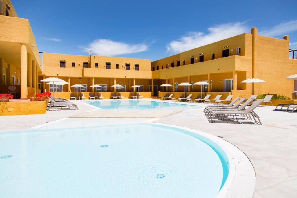 BLU HOTEL LACONIA VILLAGE 4 ★