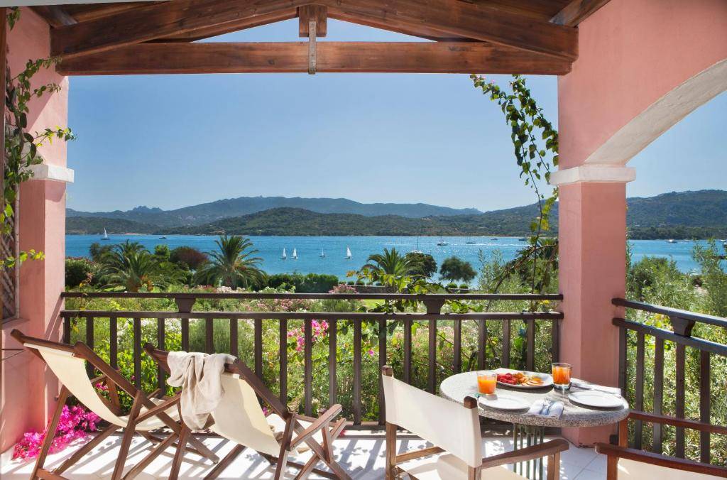 CALA DI FALCO RESORT RESIDENCE 4★