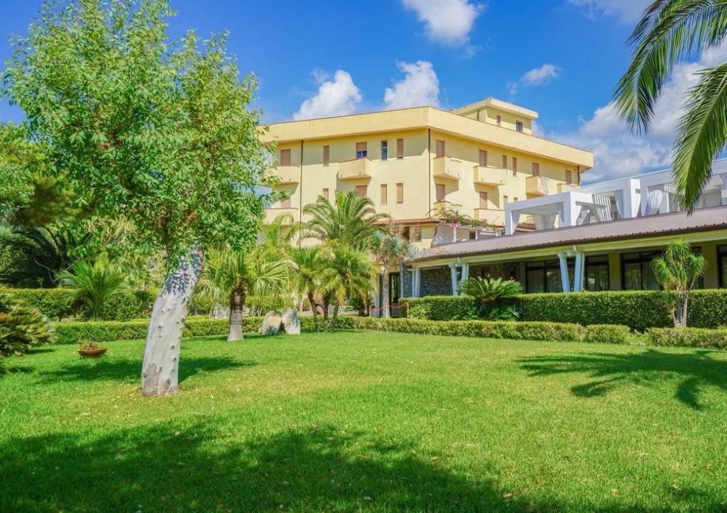 HOTEL RESIDENCE SCIARON 3★