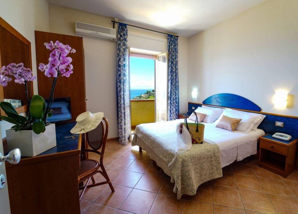 HOTEL RESIDENCE SCIARON 3★