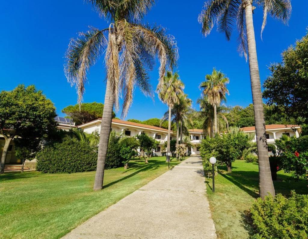 VILLAGGIO RESIDENCE TORRE RUFFA ROBINSON 3★