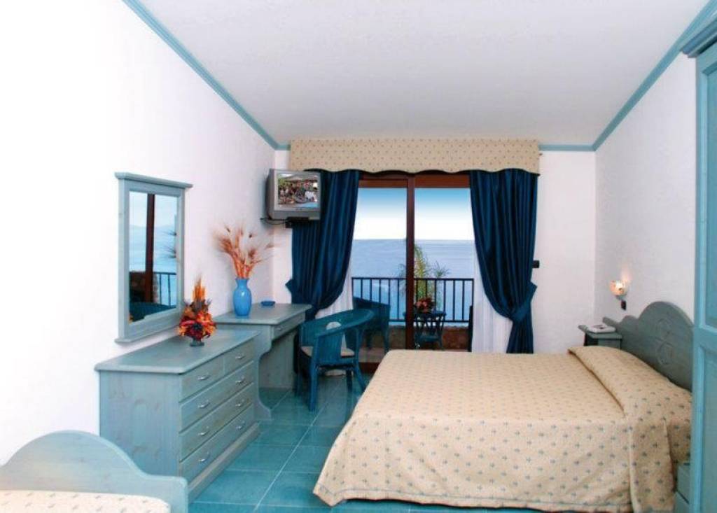 FUTURA STYLE BAIA TROPEA 4★