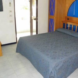 ESTELLA CLUB (MONTEPAONE LIDO) 4★