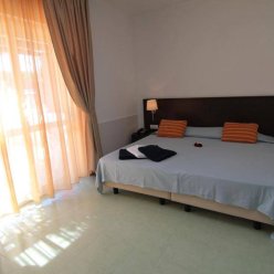 CLUB ESSE SUNBEACH (LIDO DI SQUILLACE) 4★