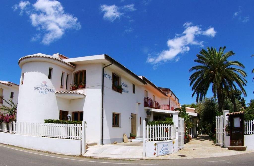 COSTA AZZURRA HOTEL & RESIDENCE 3★