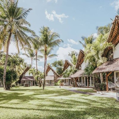 LA PIROGUE MAURITIUS, A SUNLIFE RESORT 4★