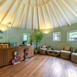 NIKA ISLAND RESORT & SPA 5★