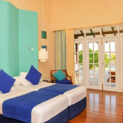 ADAARAN SELECT MEEDHUPPARU 4★