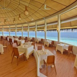 DREAMLAND MALDIVES - THE UNIQUE SEA & LAKE RESORT SPA 4★