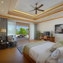 BRENNIA KOTTEFARU 5★