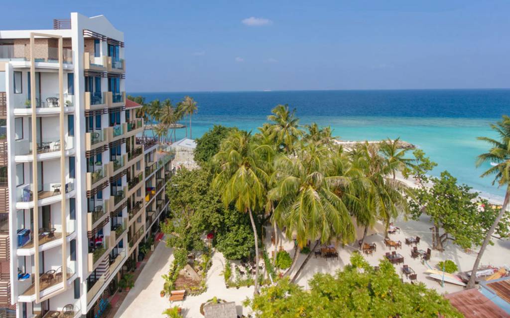 ARENA BEACH & FUSHI SEAVIEW 4★