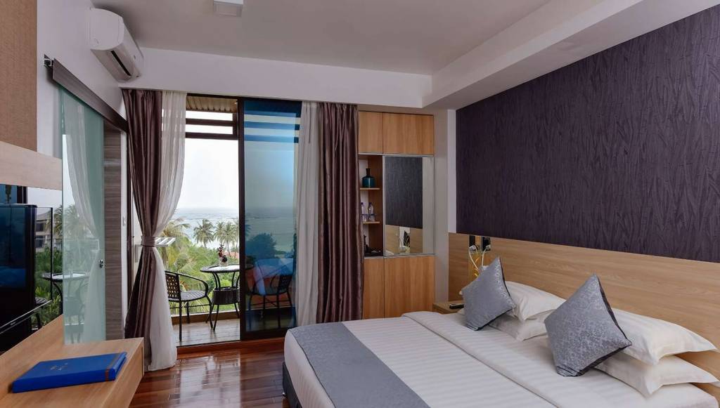 ARENA BEACH & FUSHI SEAVIEW 4★