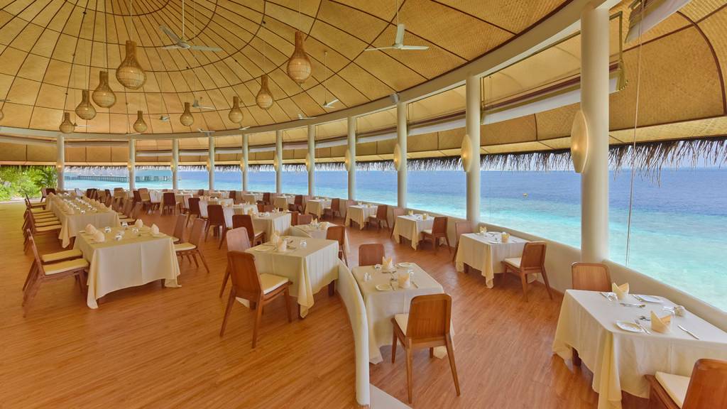 DREAMLAND MALDIVES - THE UNIQUE SEA & LAKE RESORT SPA 4★