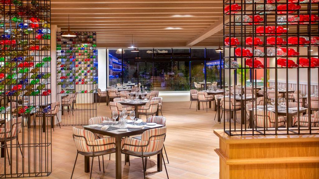 SERENADE PUNTA CANA BEACH & SPA RESORT 5★