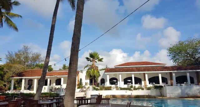 DIANI SEA LODGE 4★