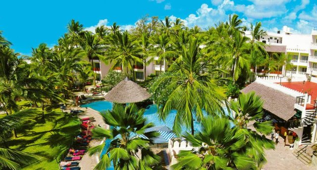BAMBURI BEACH HOTEL 3★