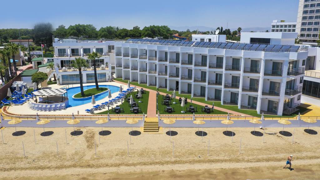 MIMOZA BEACH HOTEL 3★