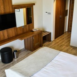 MIMOZA BEACH HOTEL 3★