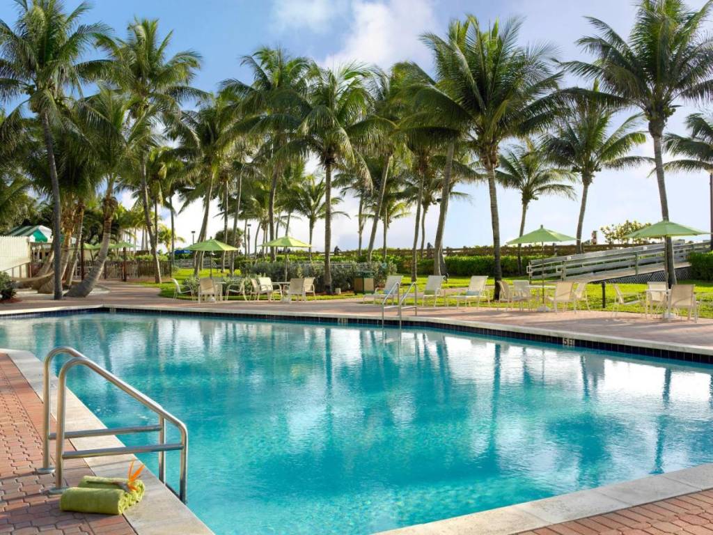 HOLIDAY INN MIAMI BEACH - OCEANFRONT 3★