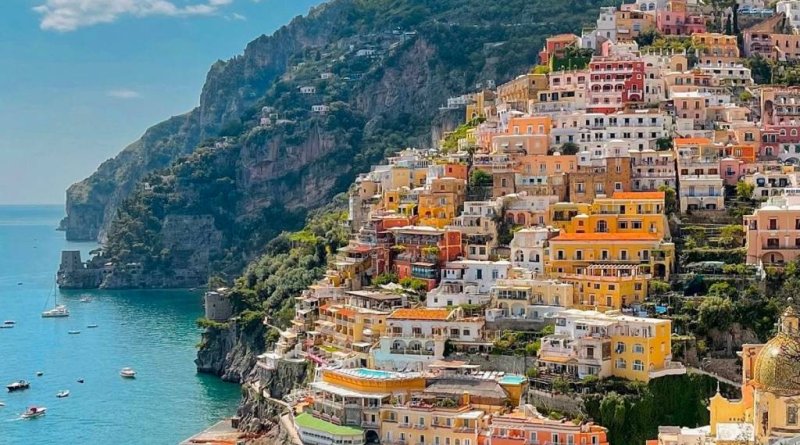 Amalfi krasts Itālijas dienvidu pērle