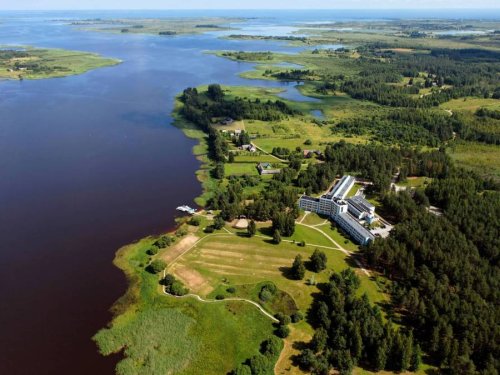 Igaunija - Līgo Peipusa krastā Varskas sanatorijā