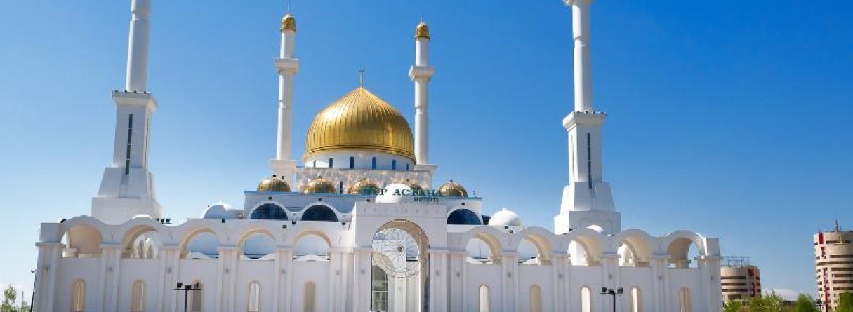 Atklāj Kazahstānu