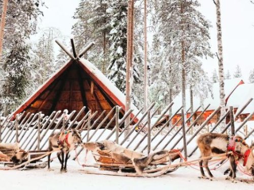 Pasaku un brīnumu pasaulē. Aviotūre uz Lapzemi pie SANTA KLAUSA