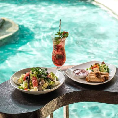 Vēl bildes