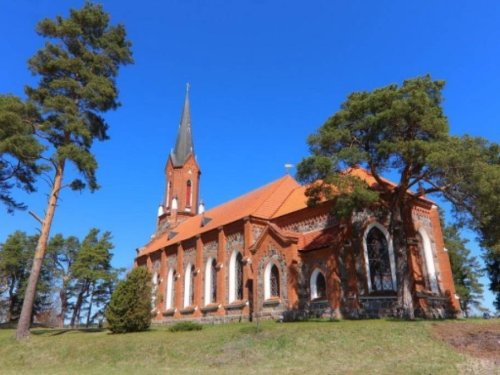 Skanošā Vidzeme un Latgale kopā ar ērģelnieci Ilonu Birģeli un dziedātāju Ilzi Grēveli - Skaraini