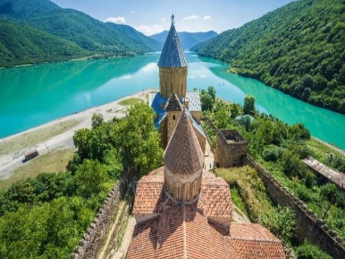 Maija svētku brīvdienas Gruzija - Tbilisi, Kaukāza kalni un Kahetija