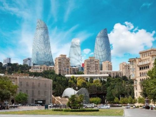 No dubļu vulkāniem līdz iespaidīgiem debesskrāpjiem - Azerbaidžana