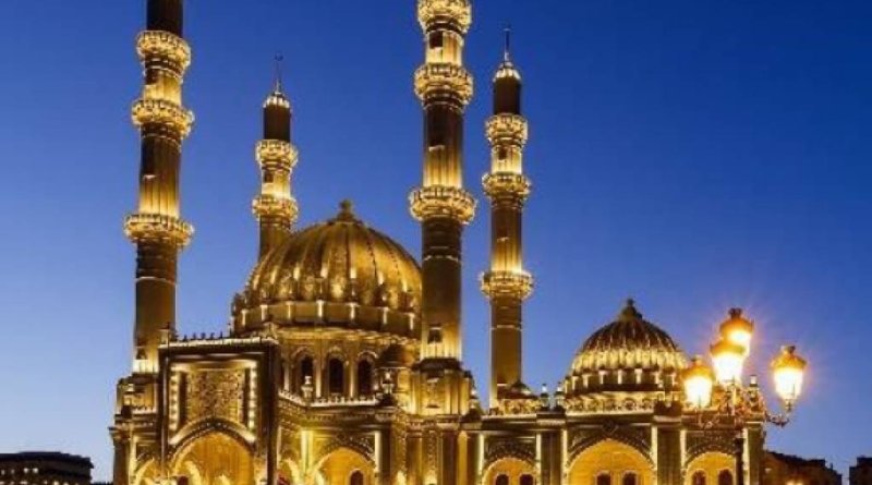 No dubļu vulkāniem līdz iespaidīgiem debesskrāpjiem - Azerbaidžāna GARANTĒTS