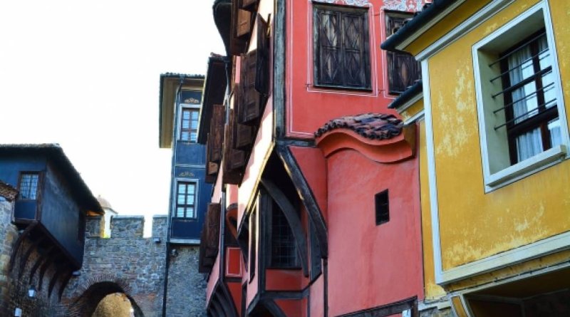 Akmens stabi, arkas, aizas, alas, maģiskie ezeri - apbrīnojamā Bulgārija GARANTĒTS