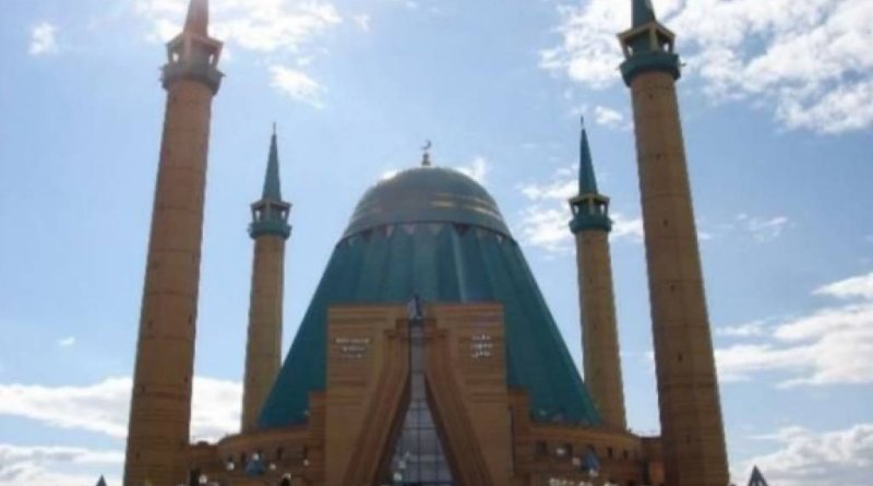 No dubļu vulkāniem līdz iespaidīgiem debesskrāpjiem - Azerbaidžāna