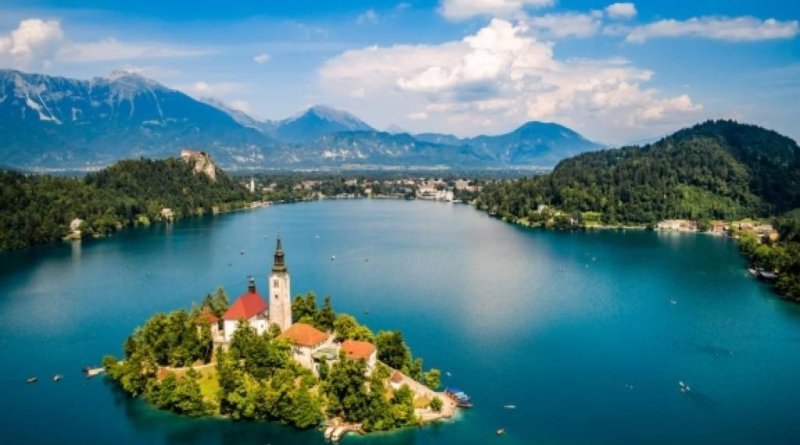 Termālie baseini, alas un pilis Slovēnijā