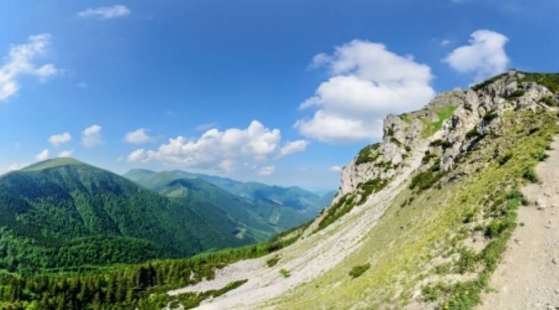 Mala Fatra nacionālais parks, Sulovas klintis Slovākijā un Krakova